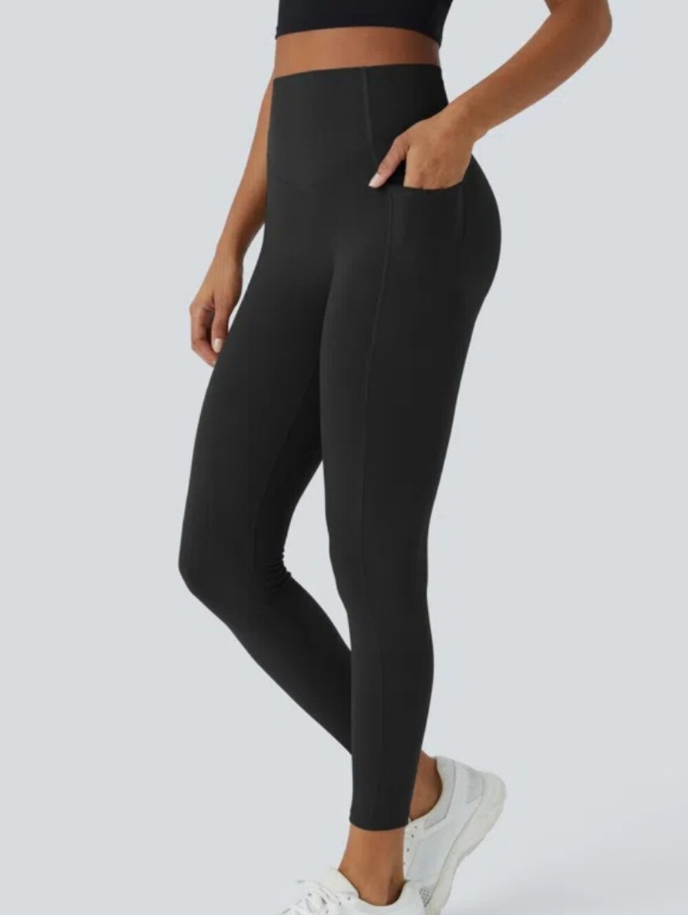 Halara High-Waist Black Pocket‎ Leggings - Women